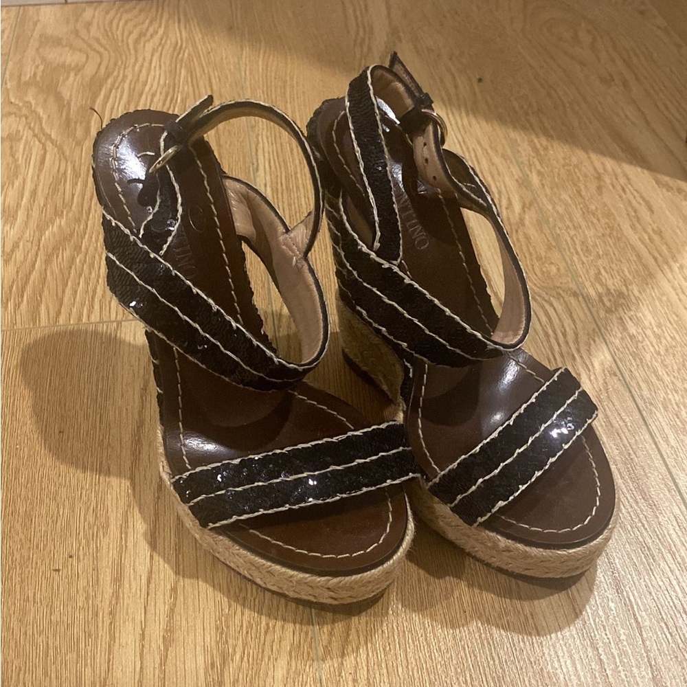 Valentino Black Sequins Ankle Strap Espadrille/Sandals - Designer
Size 5.5